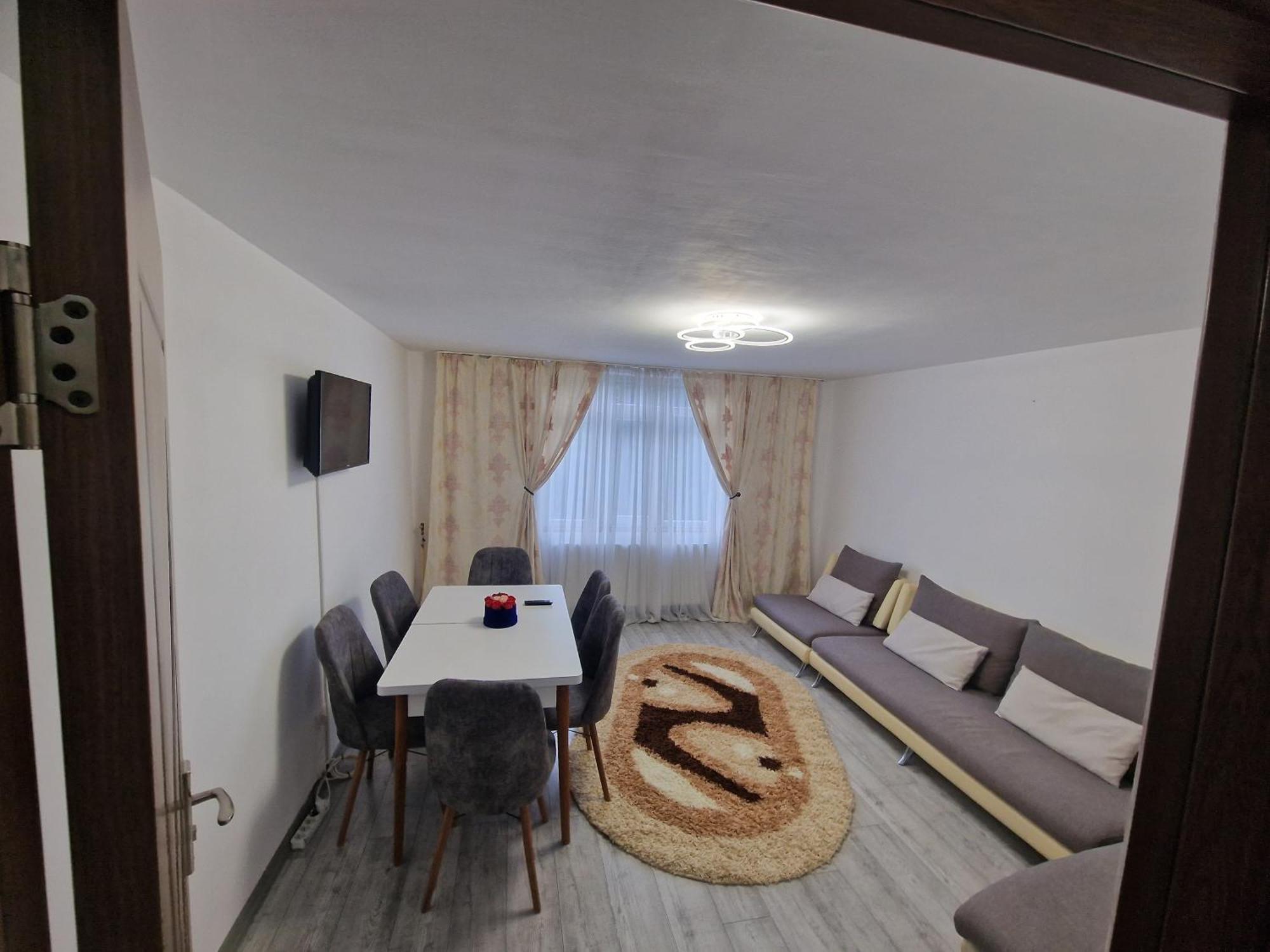 Special Apartment Nadeva Suceava Bagian luar foto