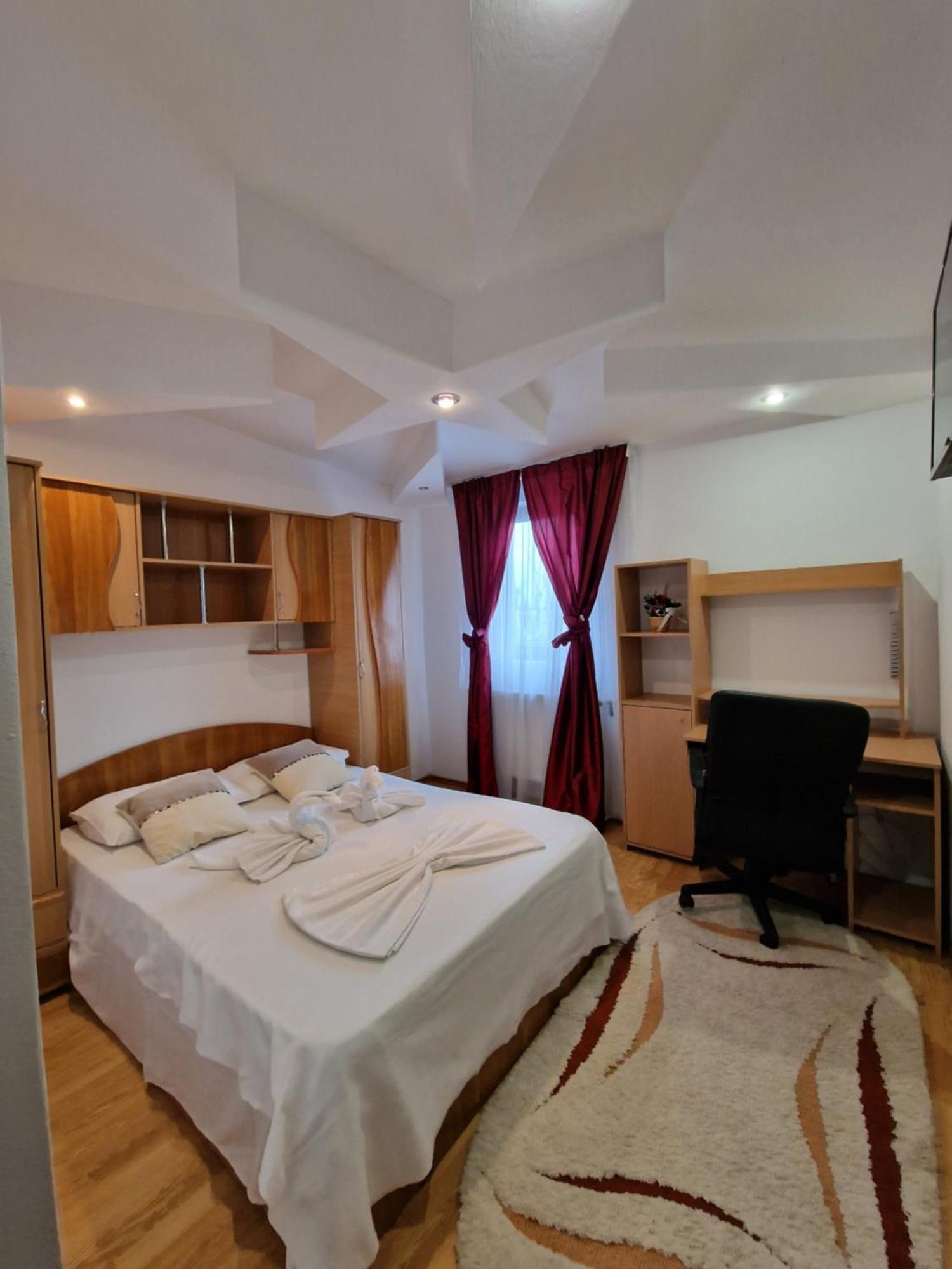 Special Apartment Nadeva Suceava Bagian luar foto